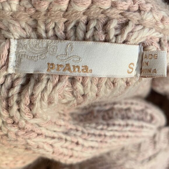 PRANA Rose Pink‎ crocheted chunky Cable knit Sweater Small - Picture 10 of 11